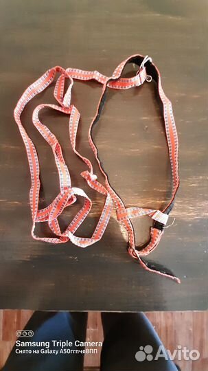 Ошейник с поводком для кошек