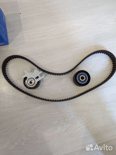 Комплект грм SKF vkmc 03257 и vkpc 83643