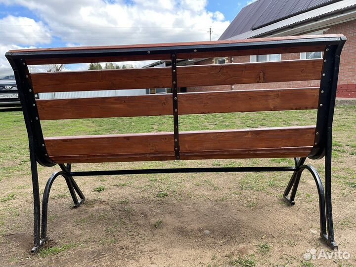 Лавочка садовая