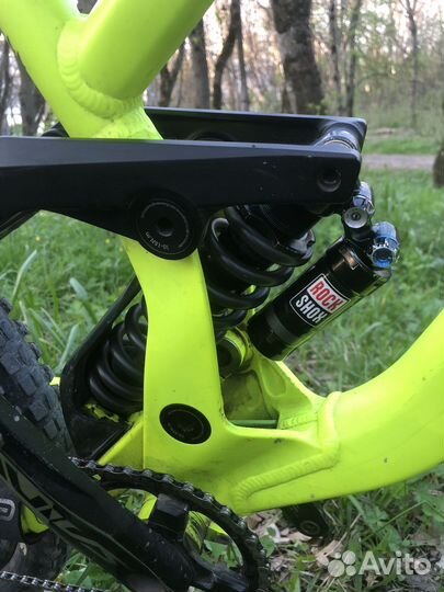 Commencal supreme v3 dh