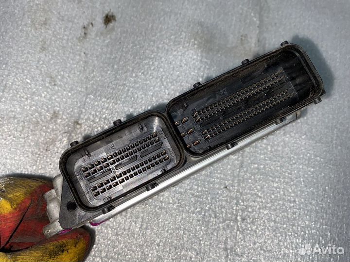 Эбу 03G906021PM Golf V 1.9tdi BXE