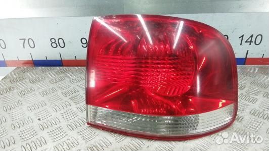 Фонарь задний правый volkswagen touareg 7L (GML02M