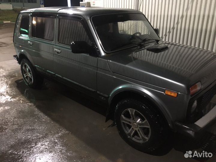 LADA 4x4 (Нива) 1.7 МТ, 2011, 170 000 км