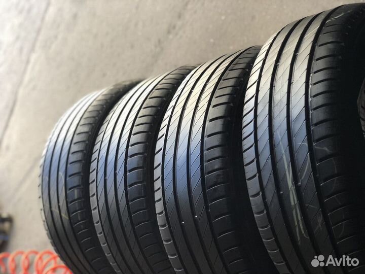 Kleber Dynaxer DR 215/65 R16
