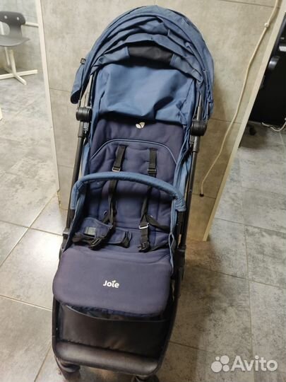Коляска прогулочная Joie pact