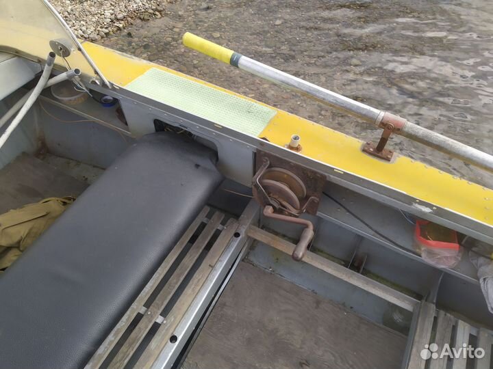 Моторная лодка прогресс