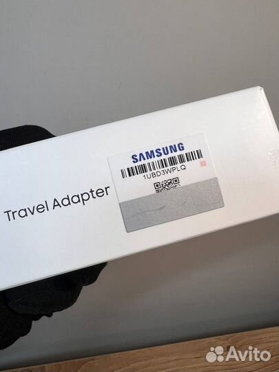 Зарядное устройство для мобильного телефона оригин