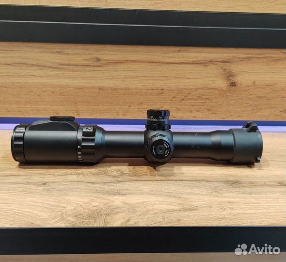 Оптический прицел Leapers UTG 1-8x28 Accushot (120