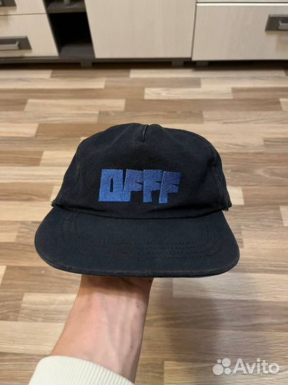 Кепка off white