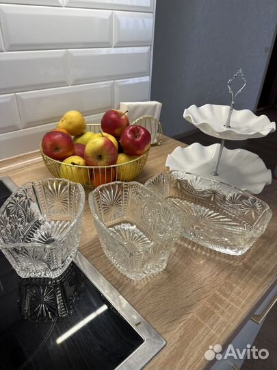 Конфетница и салатники из хрусталя