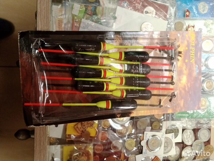 Воблер,блесна,крючки и рыболовные снасти