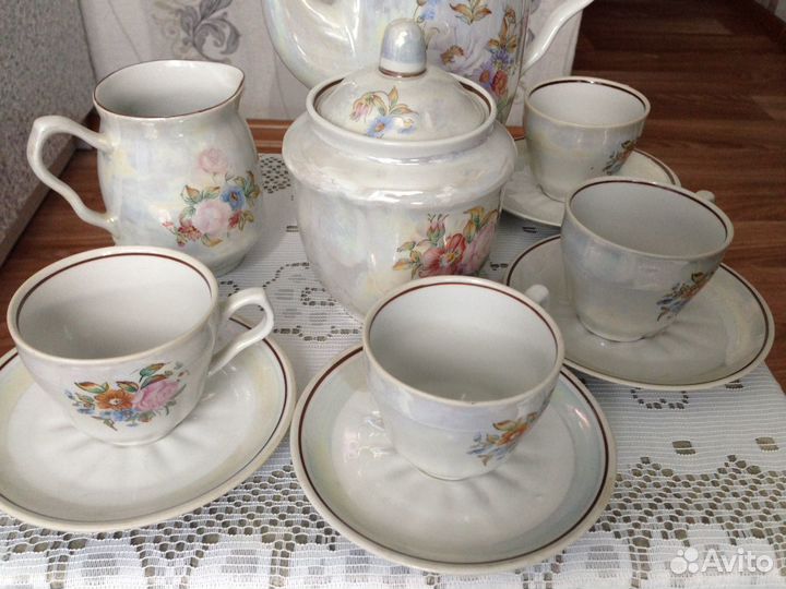 Продаю кофейный фарфоровый сервиз с перламутром