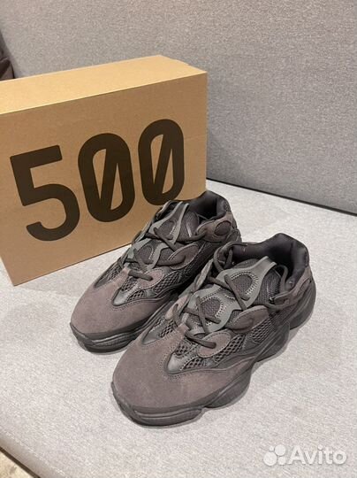 Кроссовки adidas yezzy 500