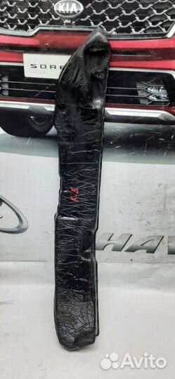 Уплотнитель крыла левый Kia K5 DL3 2.0 G4NA 2020