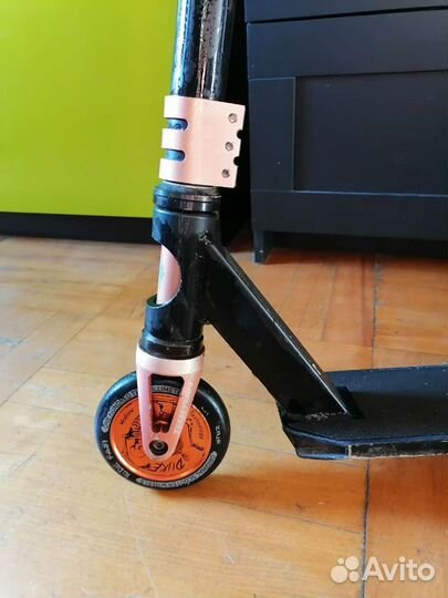 Трюковой самокат duke 404
