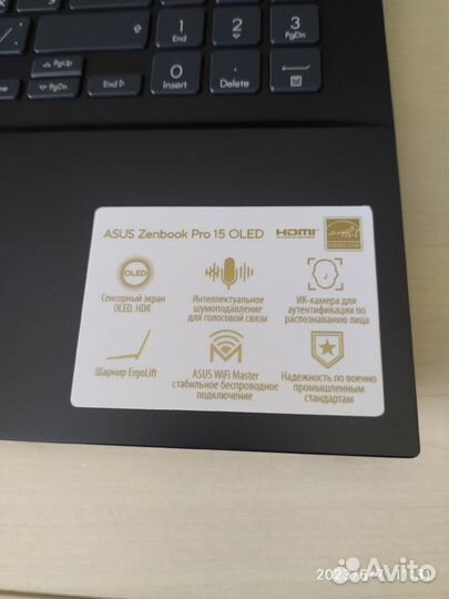 Ноутбук Asus ZenBook Pro 15 UM535QE-KY192W
