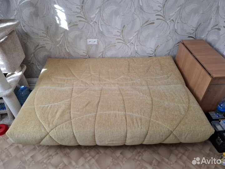 Диван прямой раскладной бу