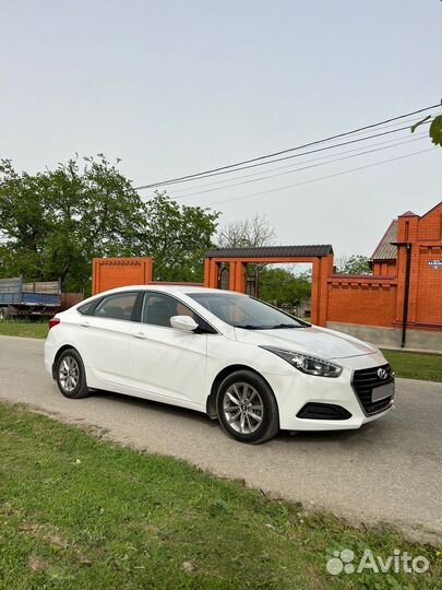 Hyundai i40 2.0 AT, 2017, 200 000 км