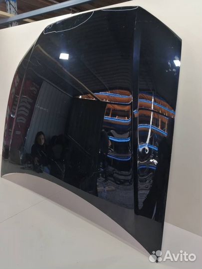 Капот Audi Audi Q8 2018