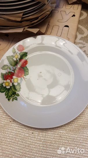 Тарелка десертная