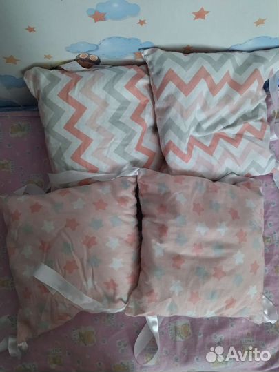 Бортики в кроватку