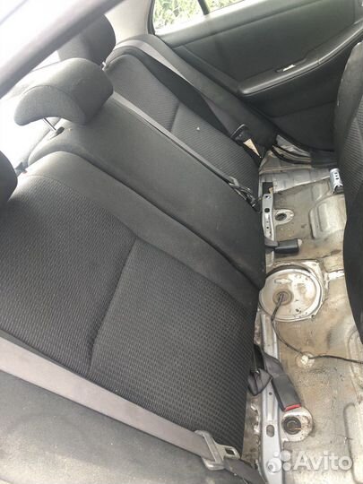 Ремни безопасности задние Toyota Corolla 120