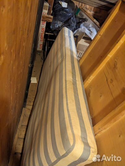 Матрас на деревянной основе