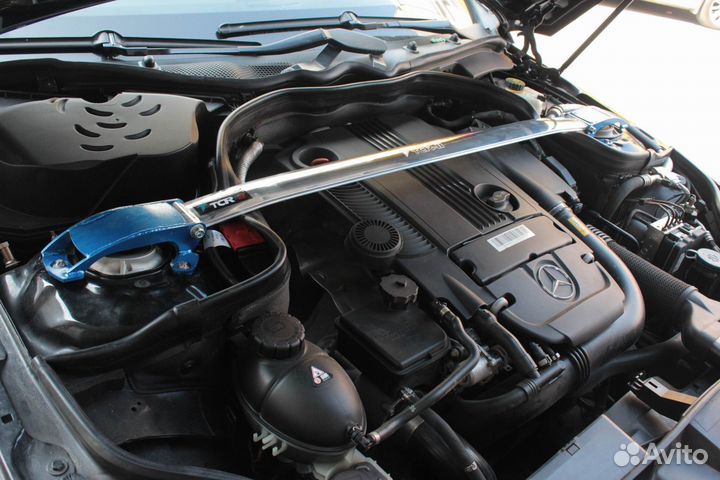 Передняя распорка Mercedes E-class W212