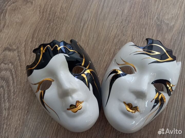 Маски миниатюрные фарфоровые