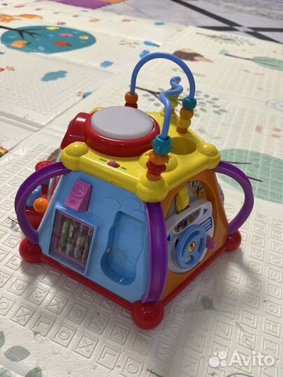 Развивающие игрушки бизиборд