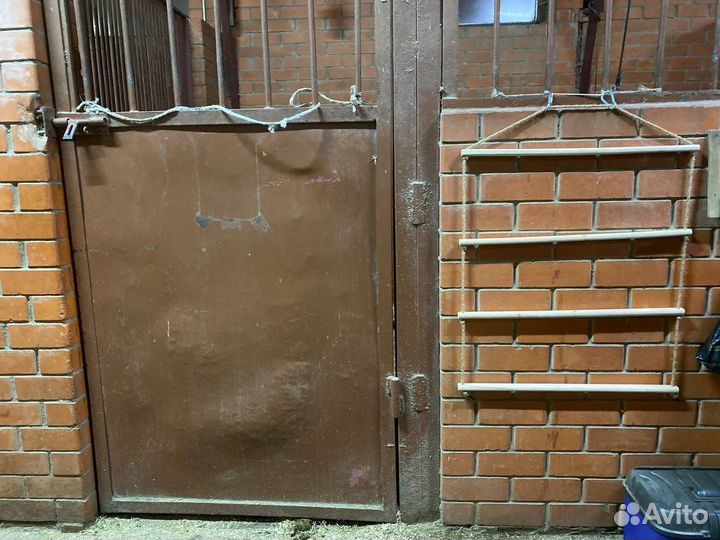 Держатель кронштейн для попон, вальтрапов, ногавок