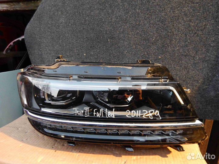 Фара правая Volkswagen Tiguan 2 поколение (2016-20