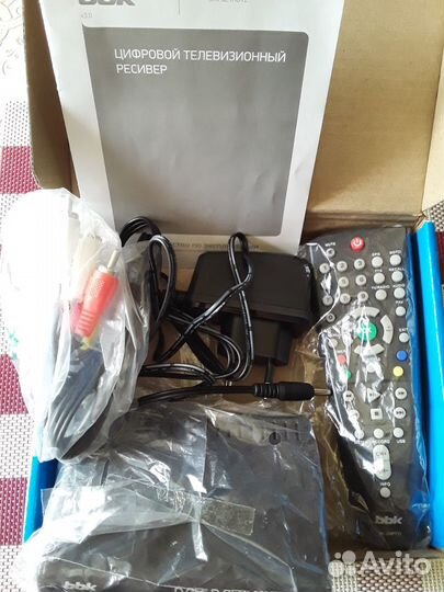 Цифровая тв приставка на 20 каналов BBK