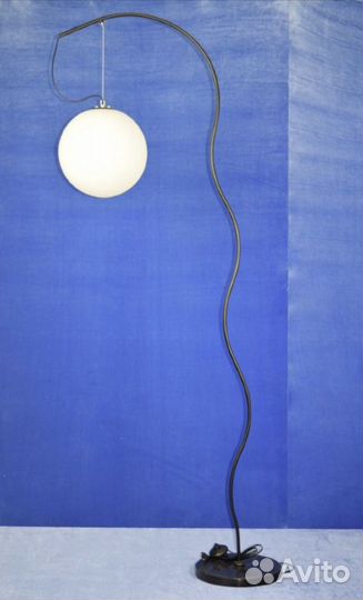 Напольный торшер
