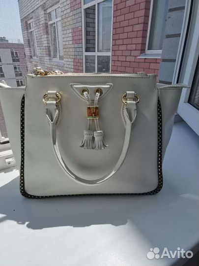 Продаю кожаную сумку