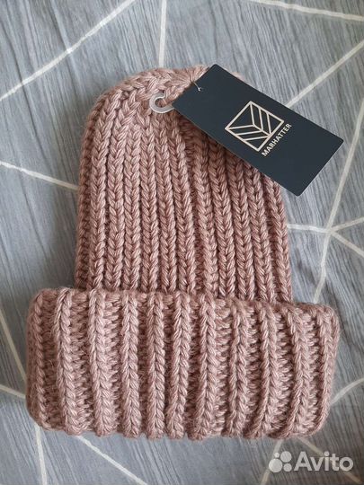 Шапка женская новая