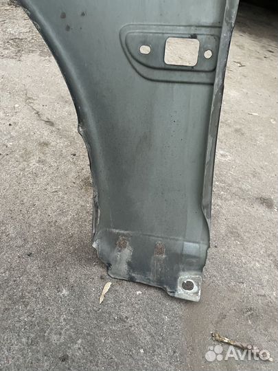 Крыло переднее правое volvo s60 1 2008