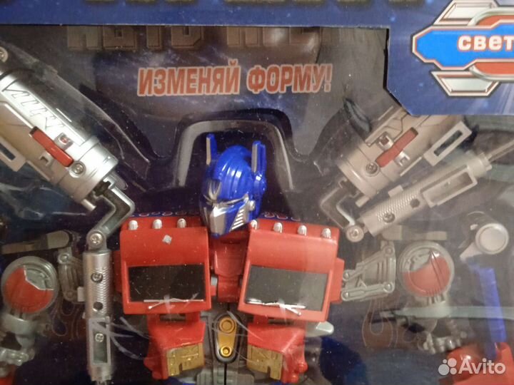 Робот трансформер оптимус