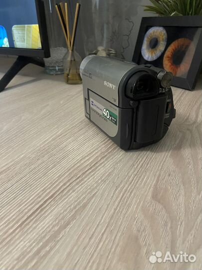 Камера Sony DCR HC38