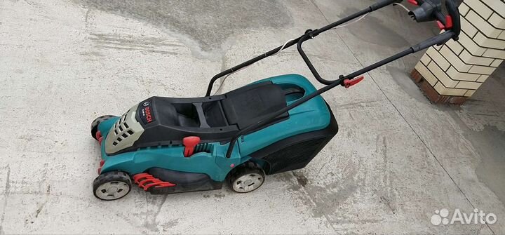 Газонокосилка Bosch rotak 40