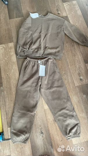 Костюм спортивный женский