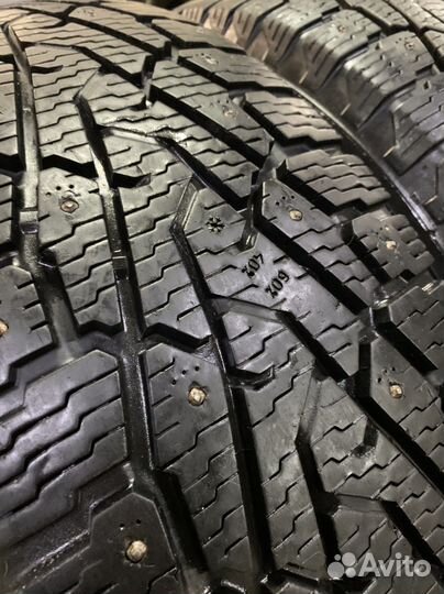 Nokian Tyres Hakkapeliitta LT2 285/70 R17 121Q