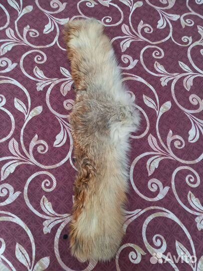 Воротник из меха лисы