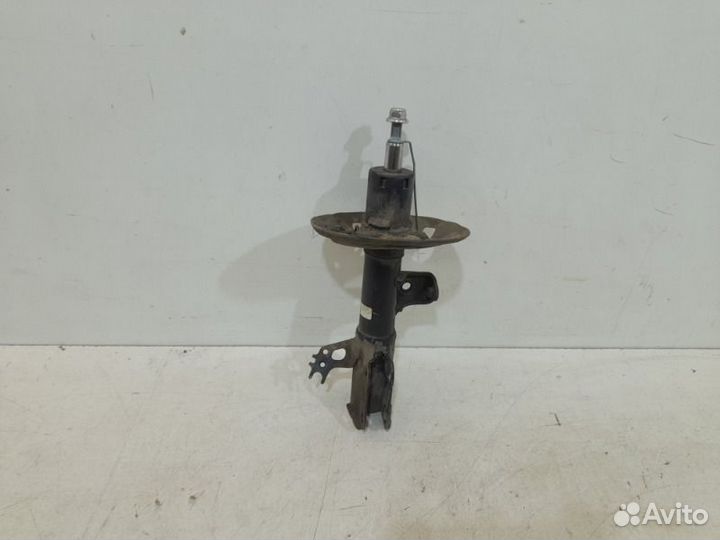 Амортизатор передний левый Toyota Camry V70 2018