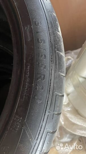 Dunlop SP Sport Maxx GT 10.5/40 R20