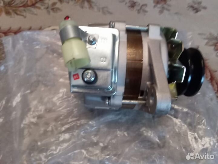 Генератор на isuzu forward