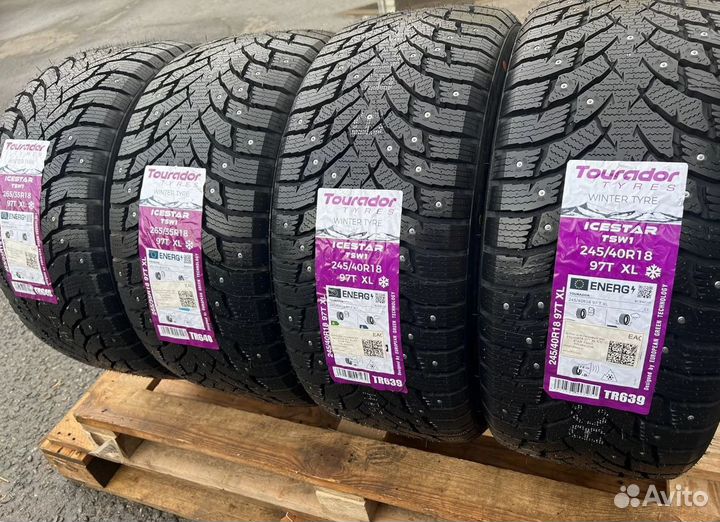 Tourador Ice Star TSW1 245/40 R18 и 265/35 R18 59T