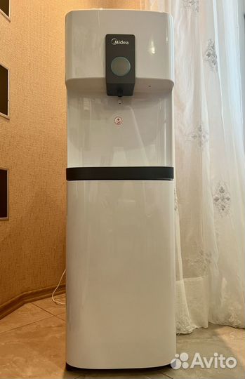 Кулер для воды Midea YD2037S