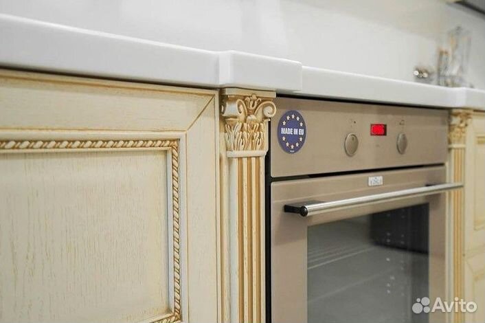 Кухонный гарнитур классика 