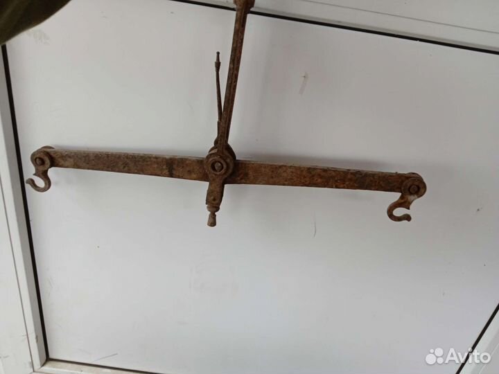 Весы старинные